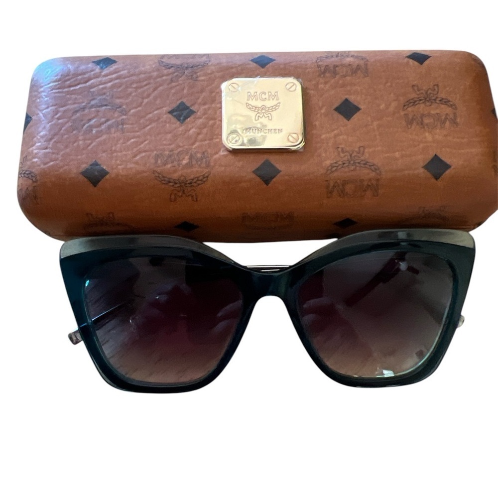 NWT! MCM Sunnies with case​​​